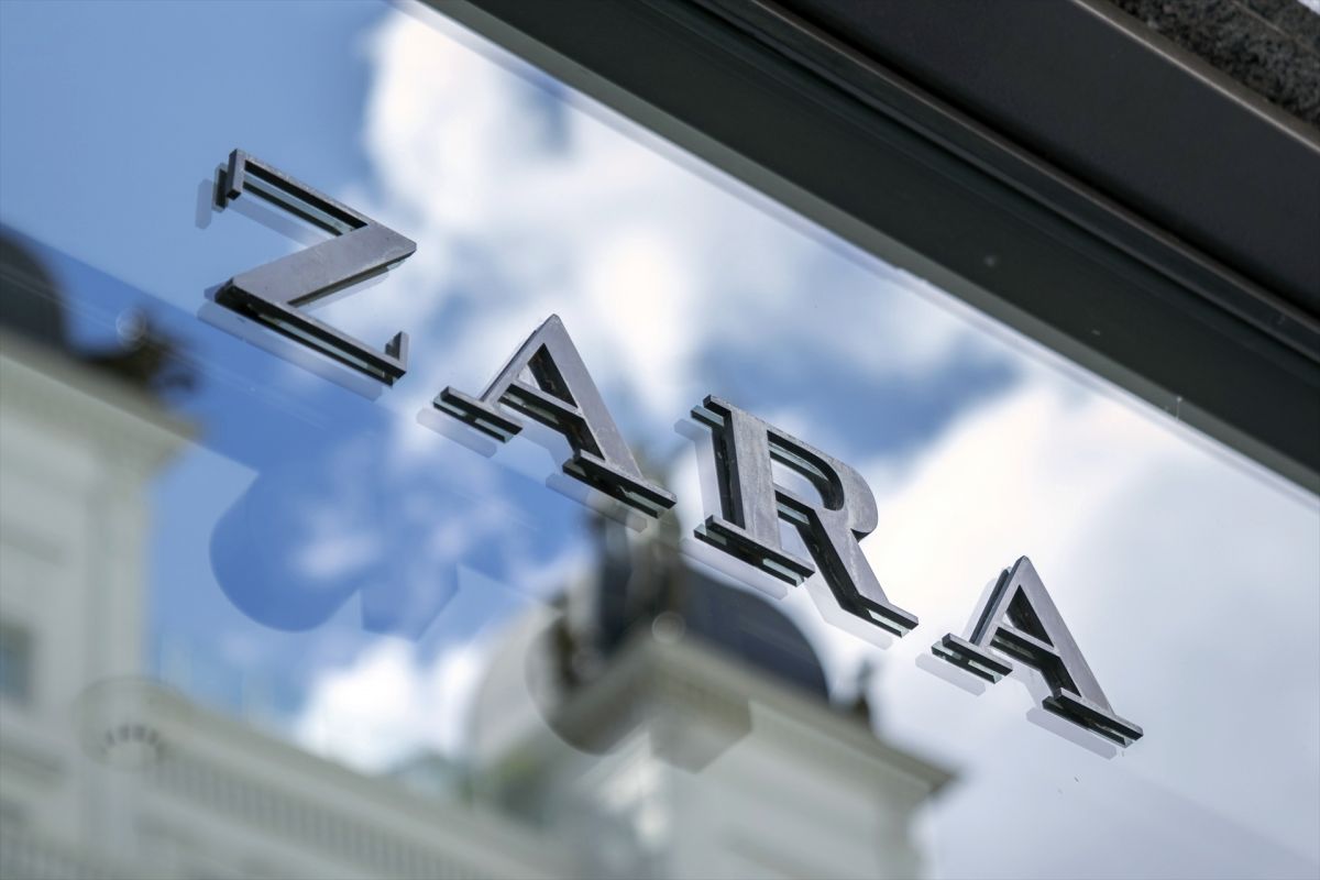 Zara por primera vez en la venta de ropa mano