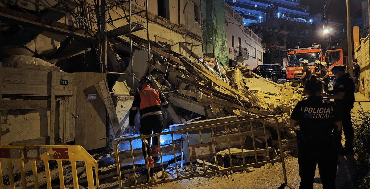 Una decena de desalojados por el derrumbe de una casa en Palma