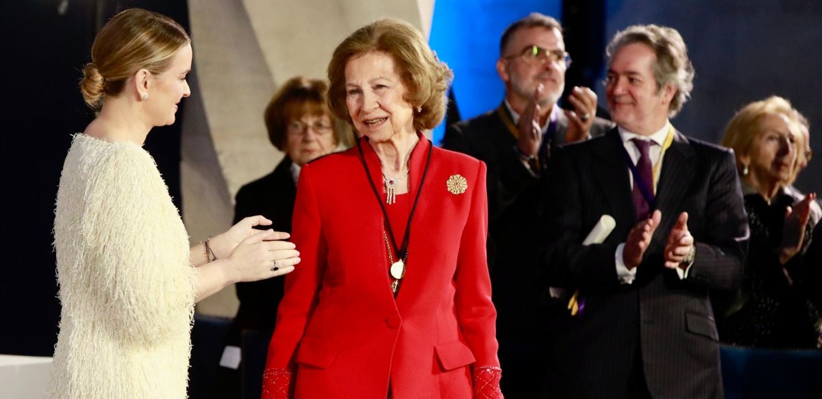 La Reina Sofía, distinguida con la Medalla de Oro 