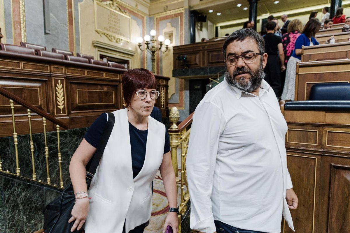 El caso Cerdán desata una crisis en Sumar: Més y Compromís estudian salir del grupo en el Congreso