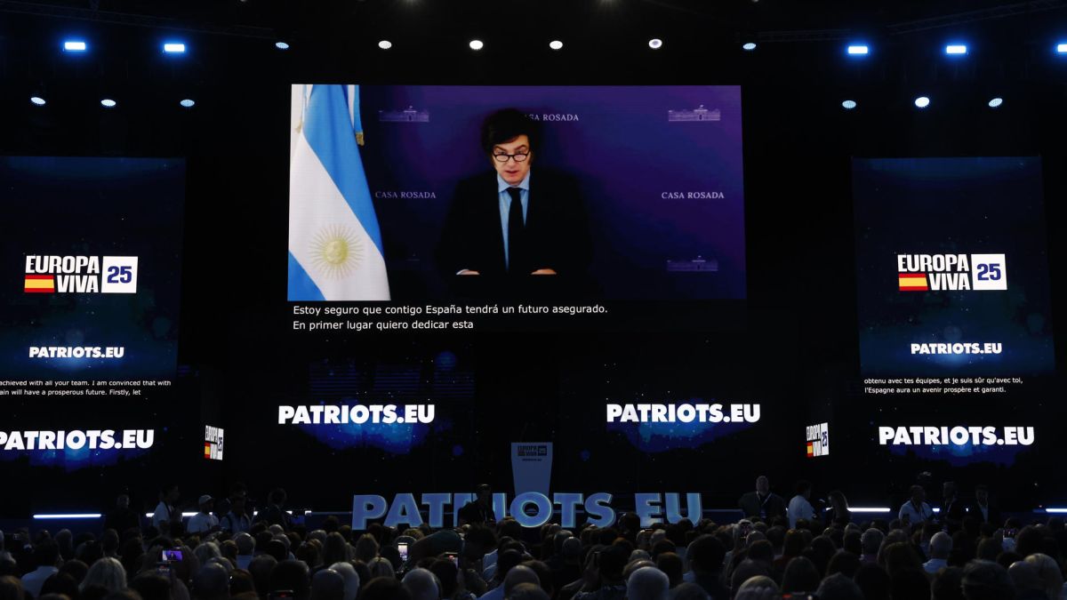 Milei acusa a la izquierda de “odio y resentimiento” tras el asesinato de Charlie Kirk en un acto de Vox