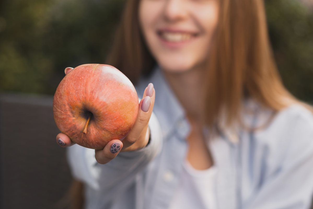 ¿Qué pasa si comes una manzana todos los días?