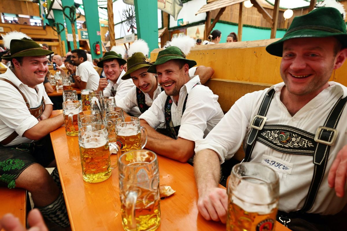 Horarios, ubicación y todo lo que necesitas saber para disfrutar del Oktoberfest este fin de semana