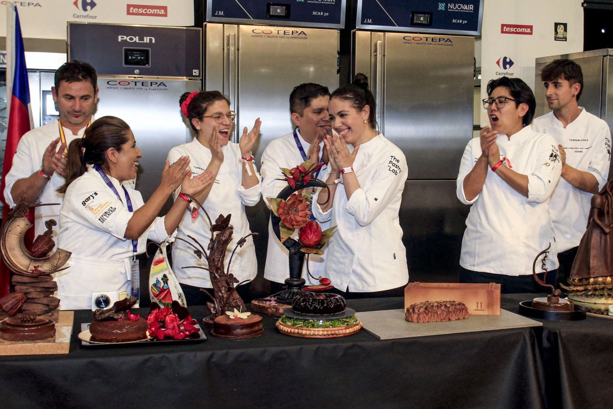 La marroquí Chayma Boutkabout gana el premio a la mejor tarta de chocolate del mundo