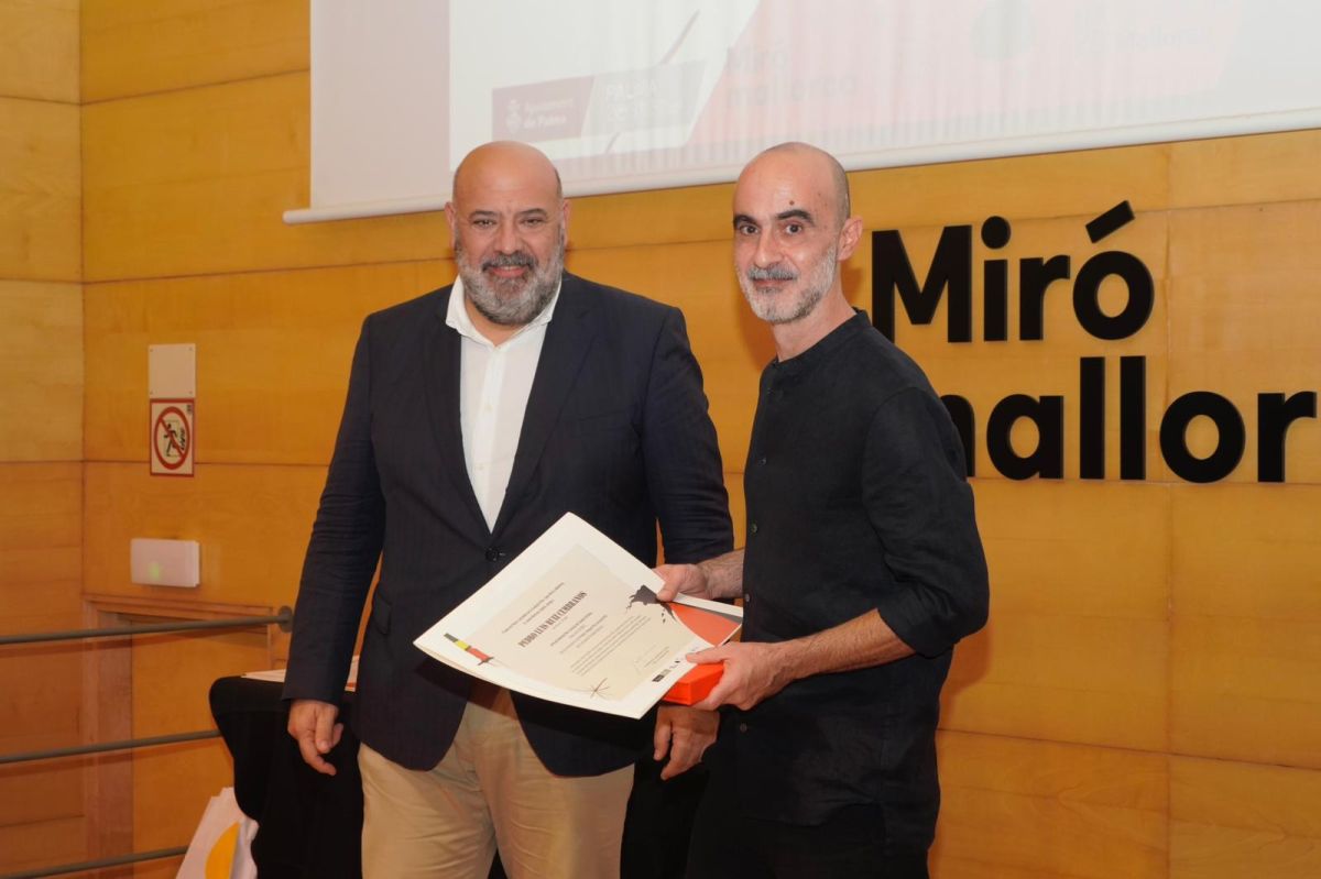 Pedro Luis Cembranos, ganador del Premi Pilar Juncosa de Creació Artística 2025