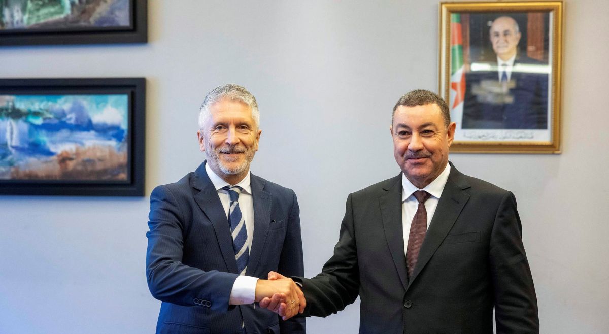 España y Argelia sellan un nuevo protocolo de retornos y medidas contra las lanchas que trafican con inmigrantes