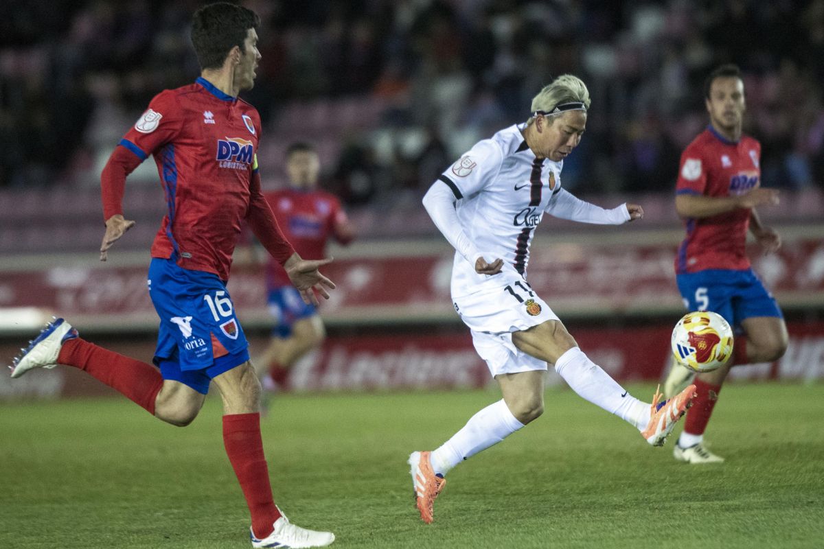 El Mallorca sufre pero avanza en Copa con un 2-3 ante el Numancia