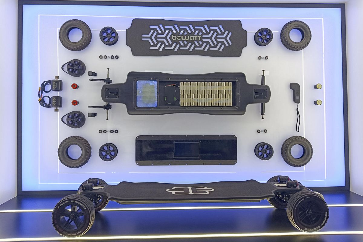 España firma un récord para los skate eléctricos: 95 kilómetros con una sola carga