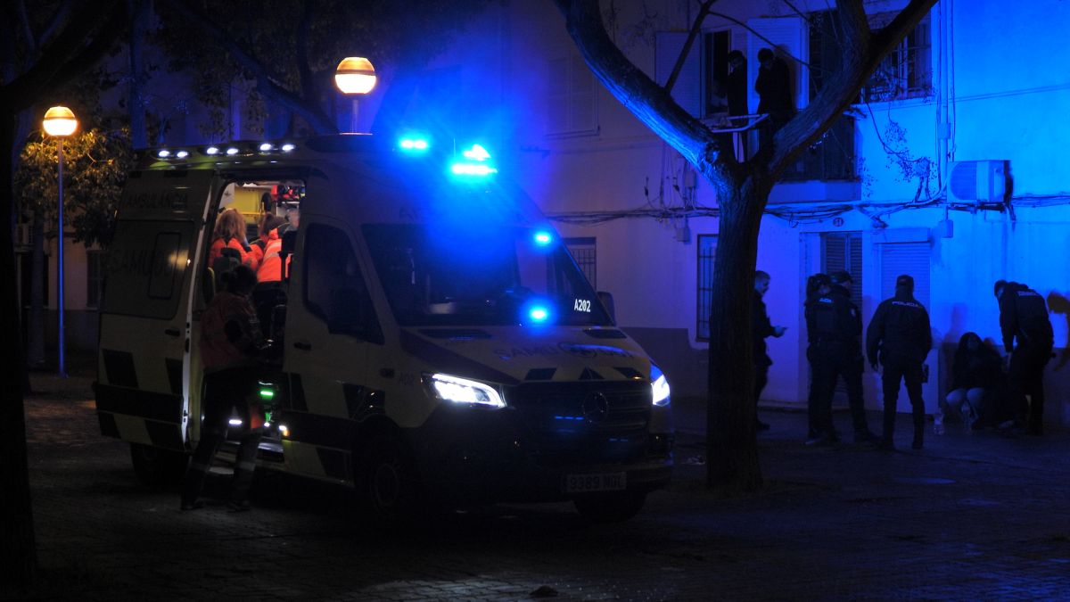 El joven apuñalado por su padre en Palma trató de frenar una discusión de pareja