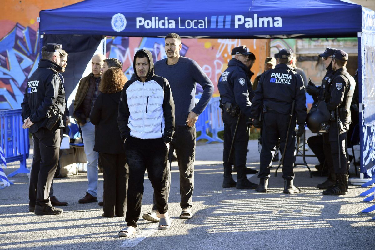 El censo municipal contabiliza 206 personas en la antigua prisión de Palma antes del inicio del desalojo