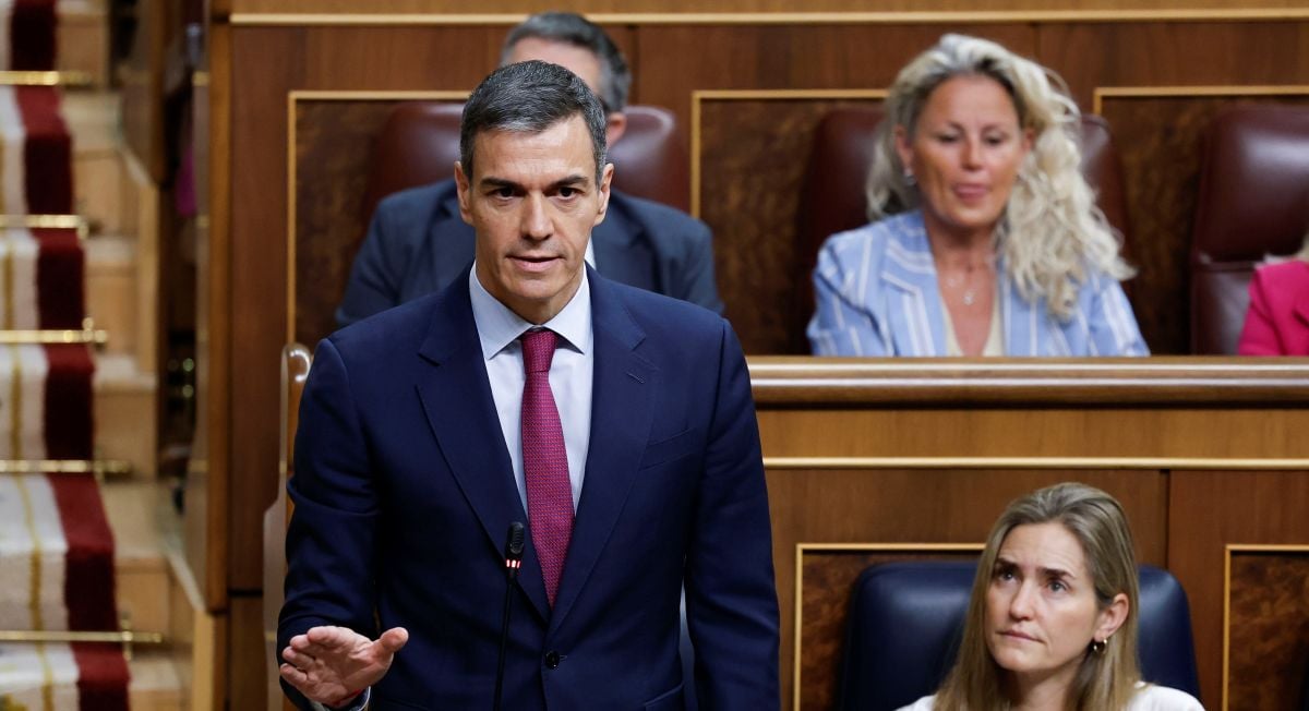 Sánchez defiende a Zapatero tras su imputación: 