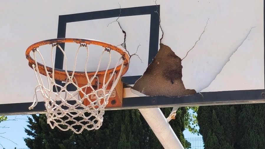 Denuncian las condiciones "deprimentes" de las pistas de baloncesto de Son Moix