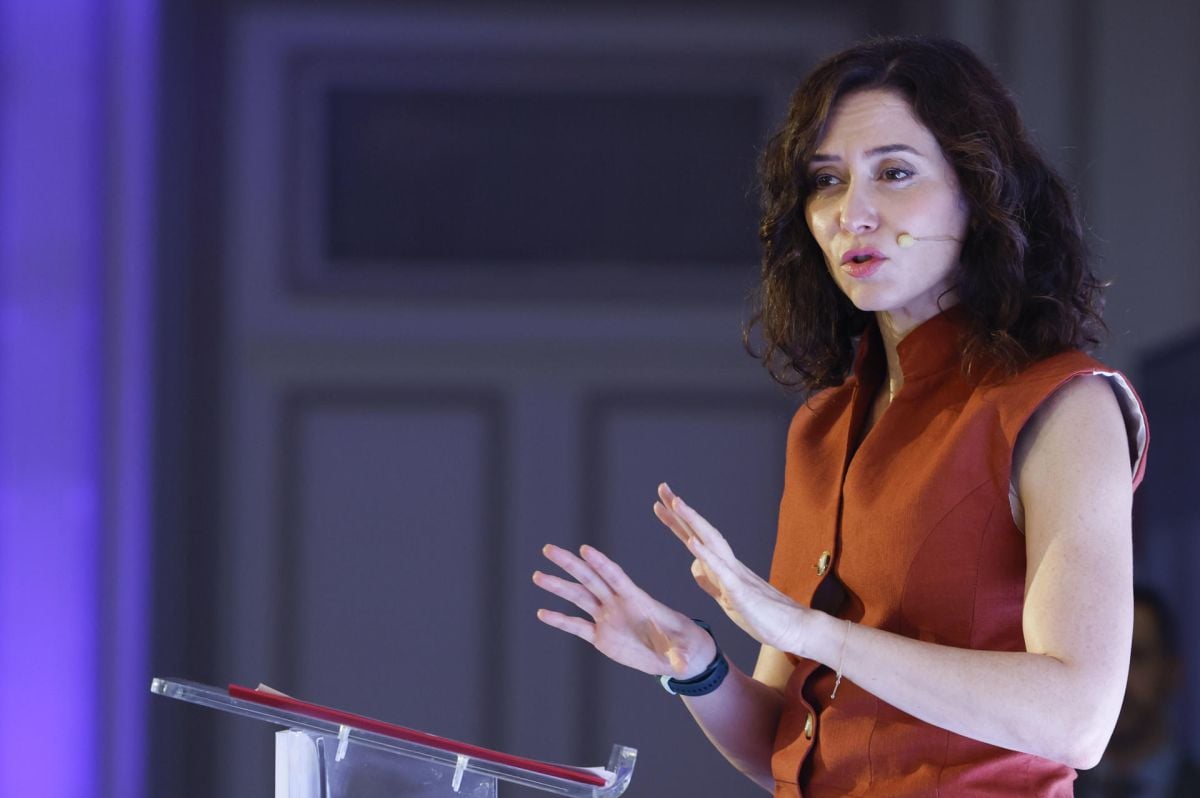 Ayuso respalda a Feijóo sobre el absentismo: "Tiene más razón que un santo"