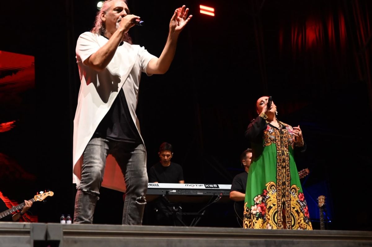 Camela llena Es Jardí y convierte Calvià en un gran karaoke colectivo