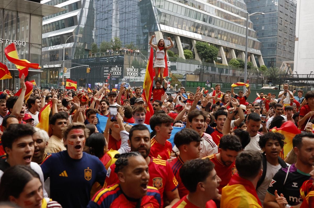Fiebre mundialista en Nueva York: locales abarrotados y fiesta en las calles ante la final