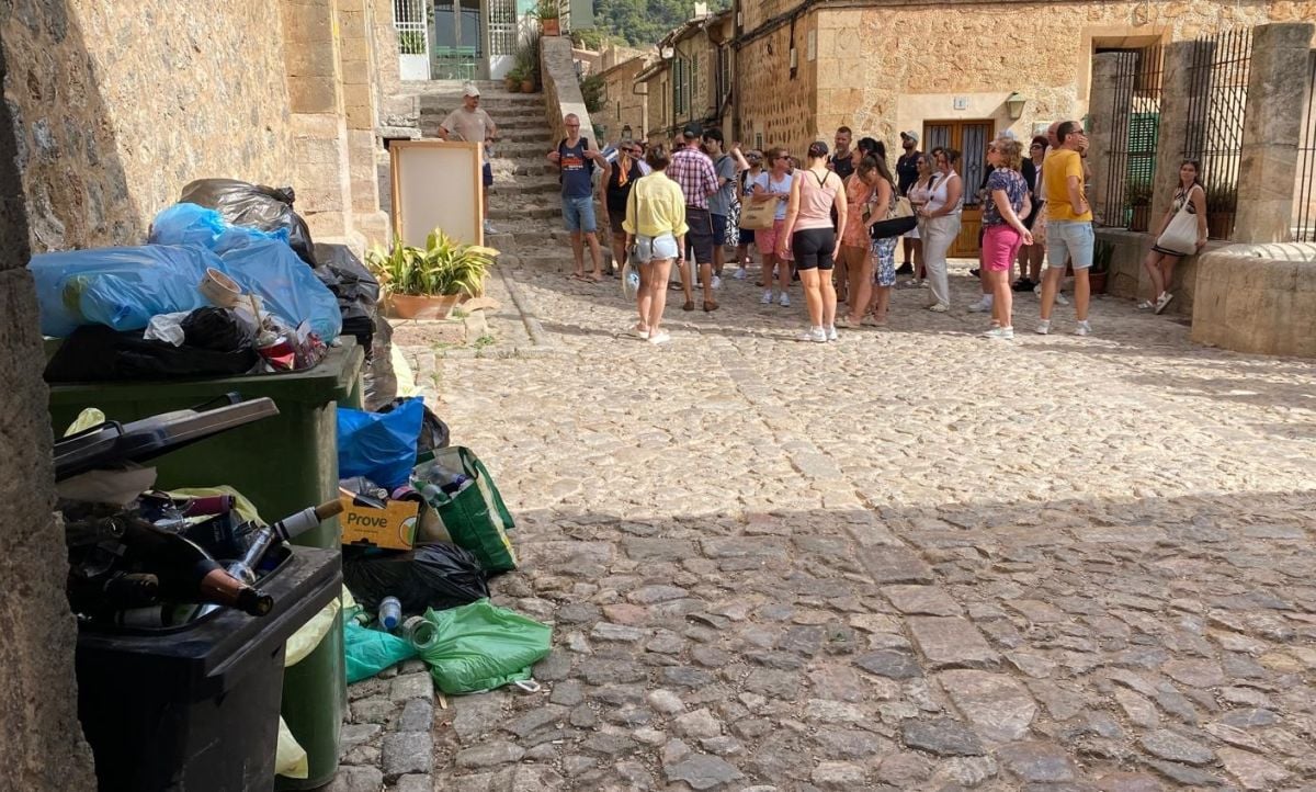 Valldemossa, convertida en un vertedero en pleno verano: "Es indignante"