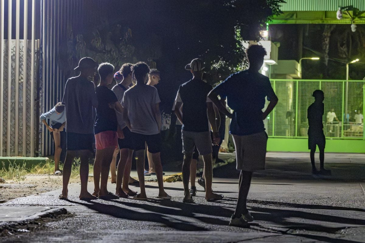 Ceuta advierte de que no ha recuperado la normalidad y que hay miles de personas en las calles