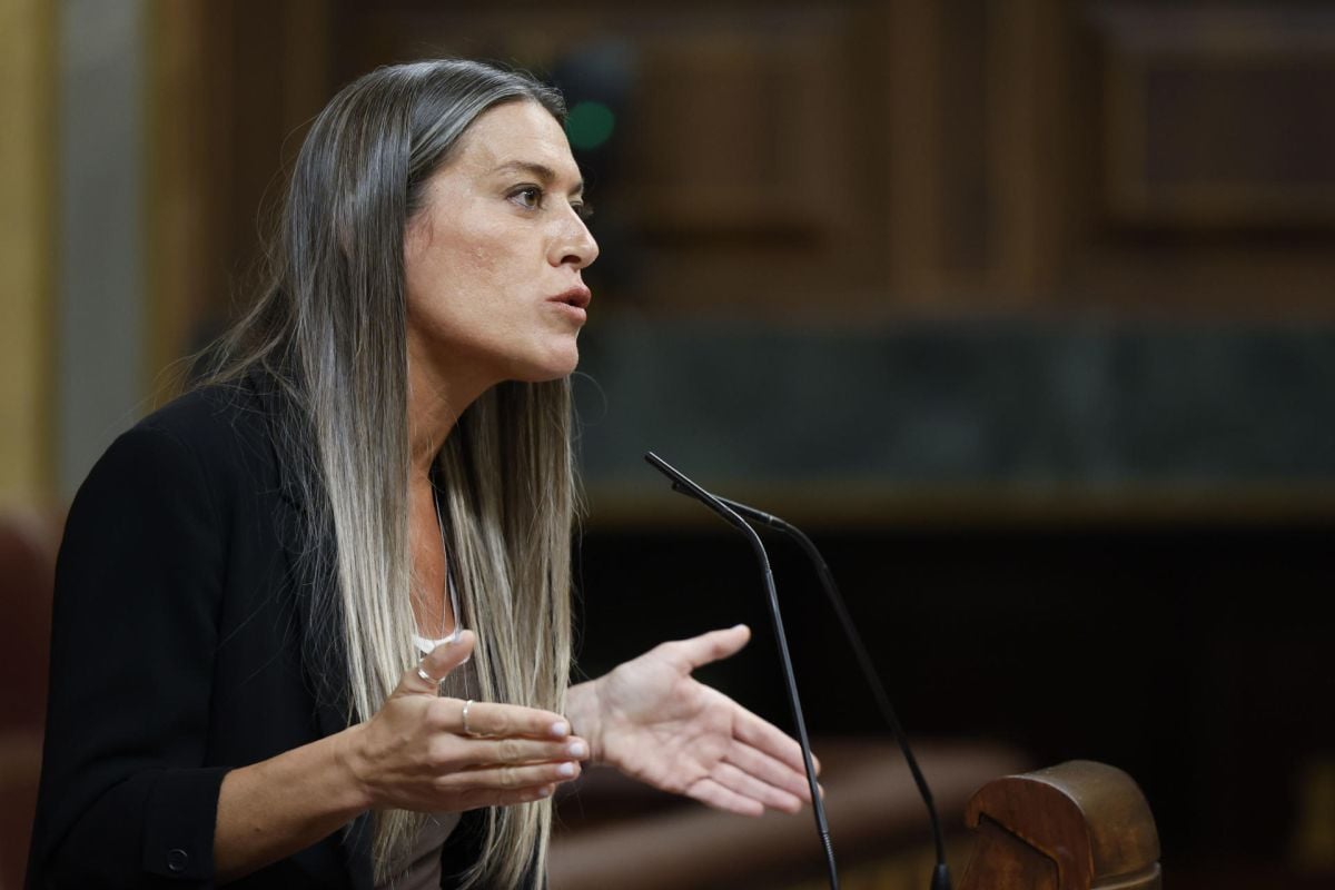 Junts dice que no dará "ni un voto" al Gobierno si Cataluña recibe menores inmigrantes