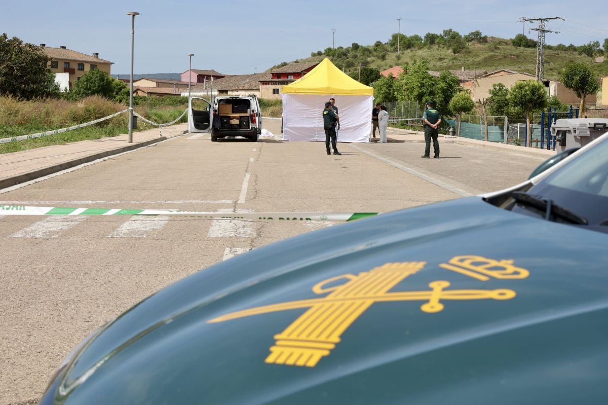 Fallece el Guardia Civil que ha matado a su expareja en un cuartel de Llanes, Asturias