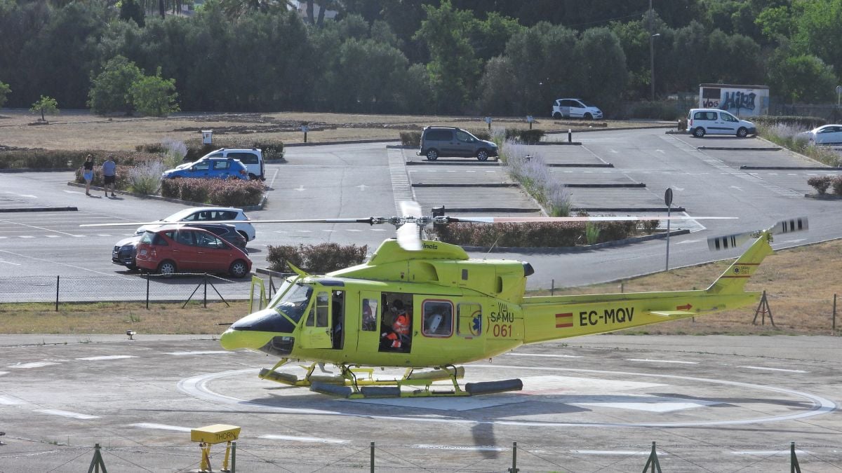 Rescatan en helicóptero a una persona tras sufrir un golpe de calor en una finca de Ariany