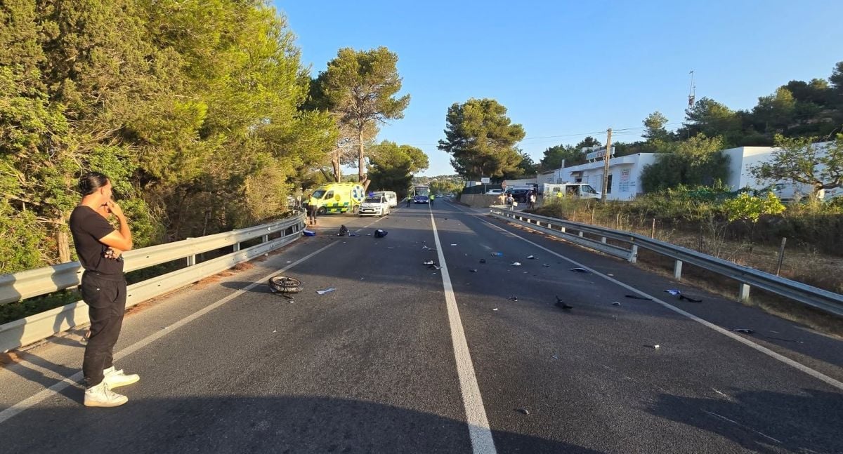 Fallece un motorista de 35 años tras un grave accidente con un coche en Ibiza