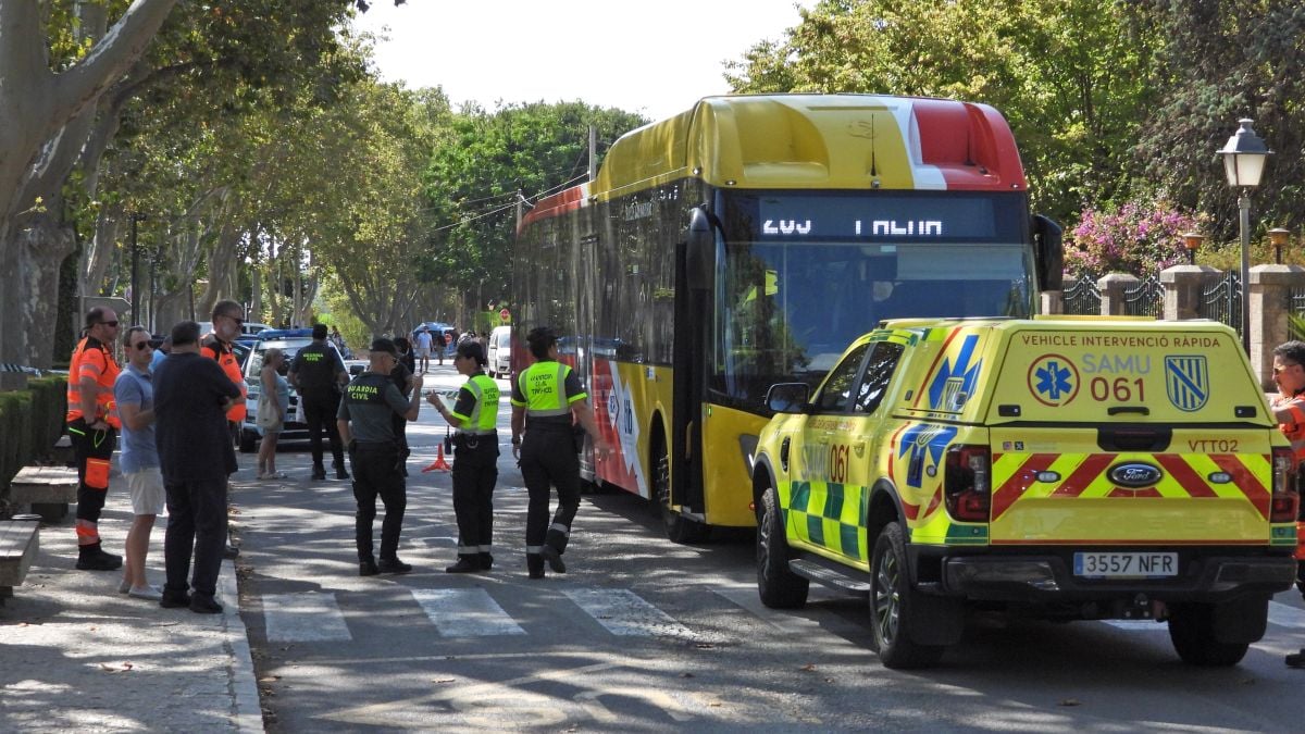 Una dependienta de un comercio de Valldemossa relata el caos tras el accidente: "Los gritos de la mujer eran horribles"