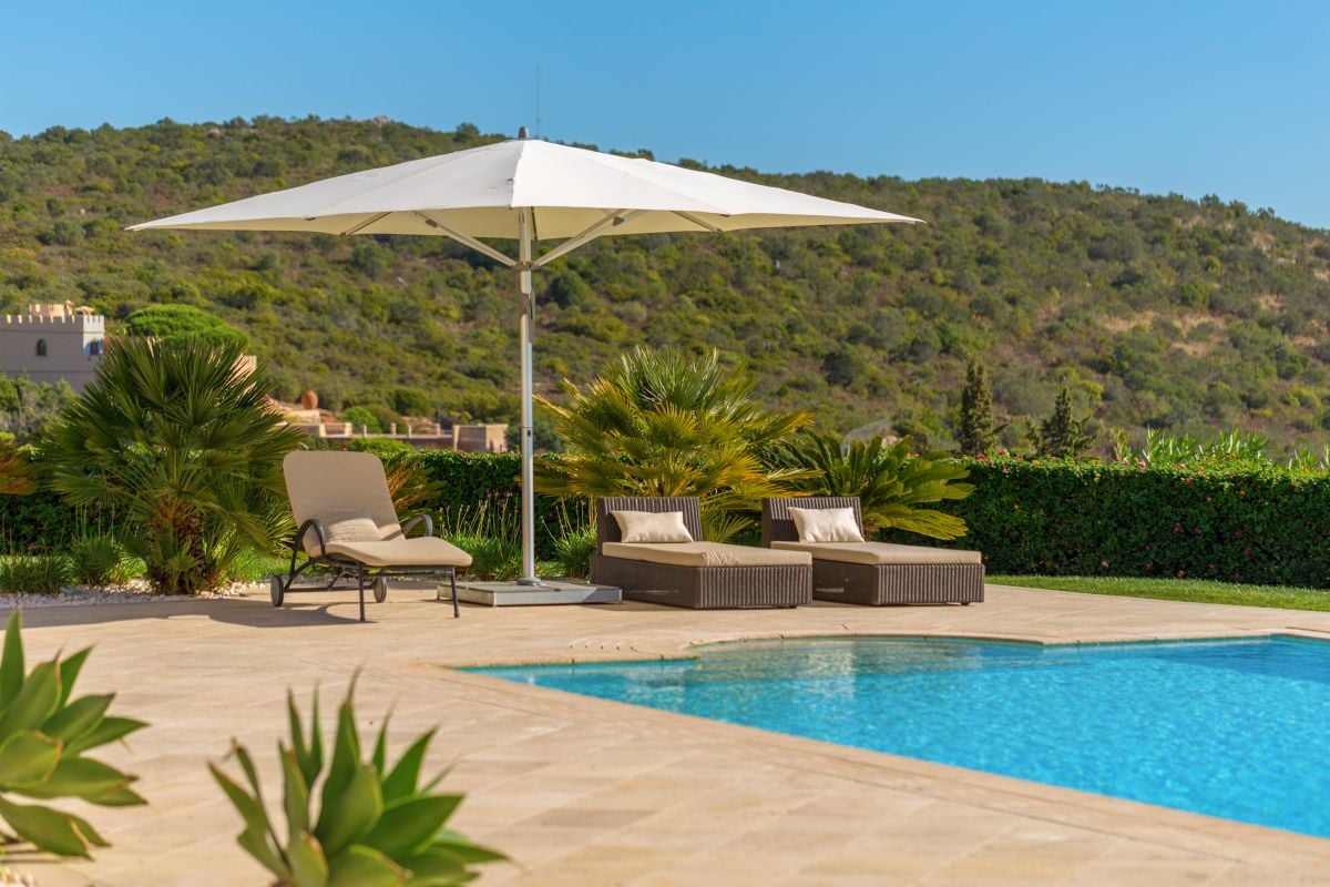 Denuncian la construcción de 10.680 piscinas en Mallorca en nueve años, el 30 % en rústico