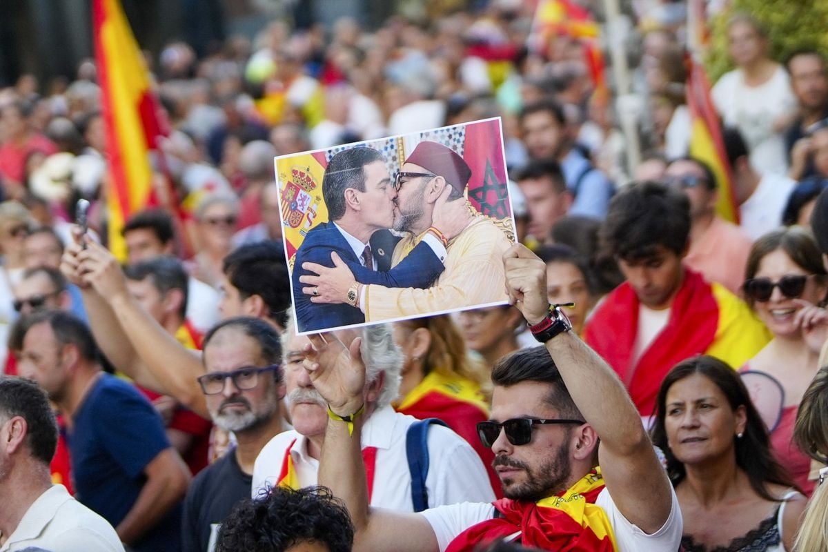 Clamor multitudinario en toda España en apoyo a Ceuta y con duras críticas al Gobierno