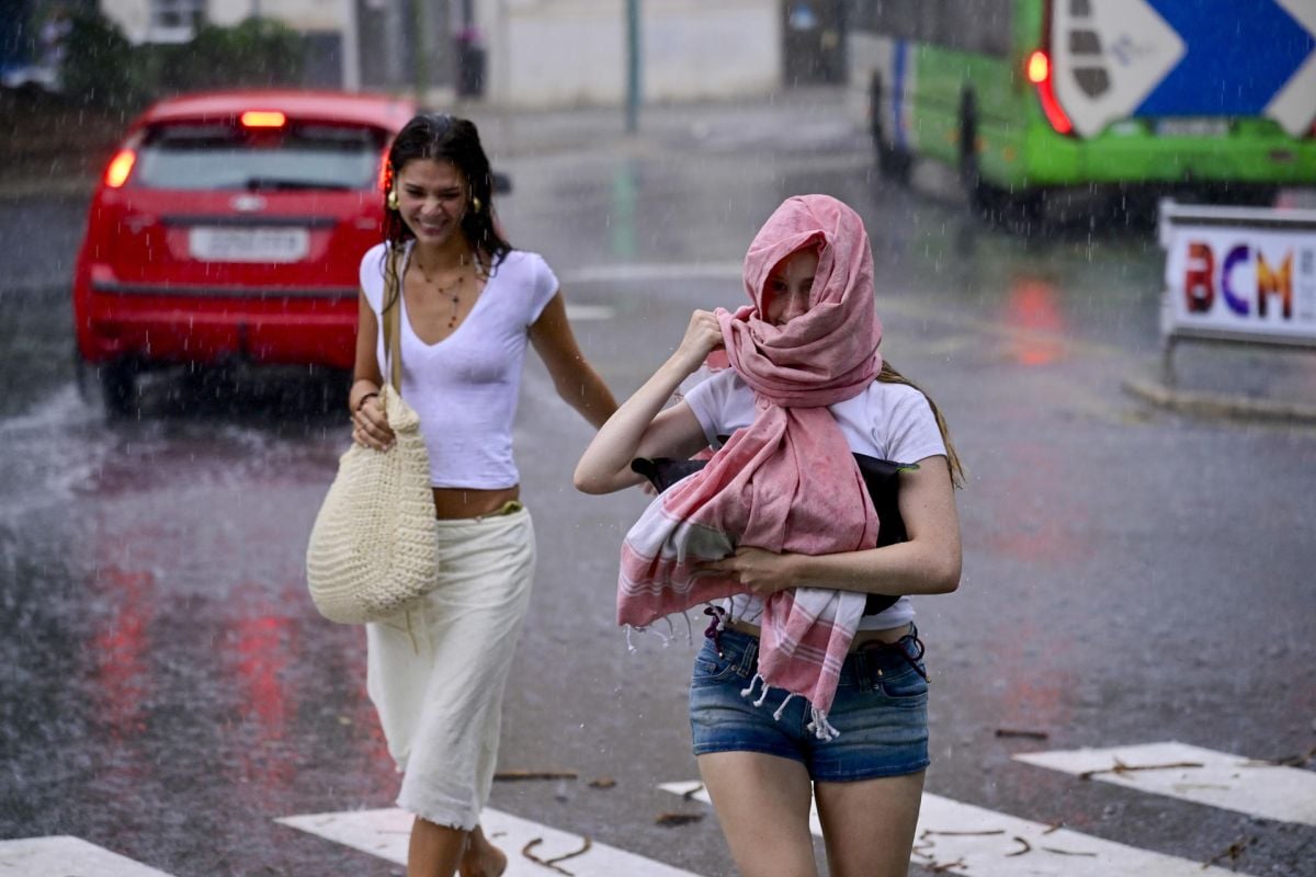 La Aemet avisa de tormentas muy fuertes en el sureste y Baleares y una caída notable de las temperaturas