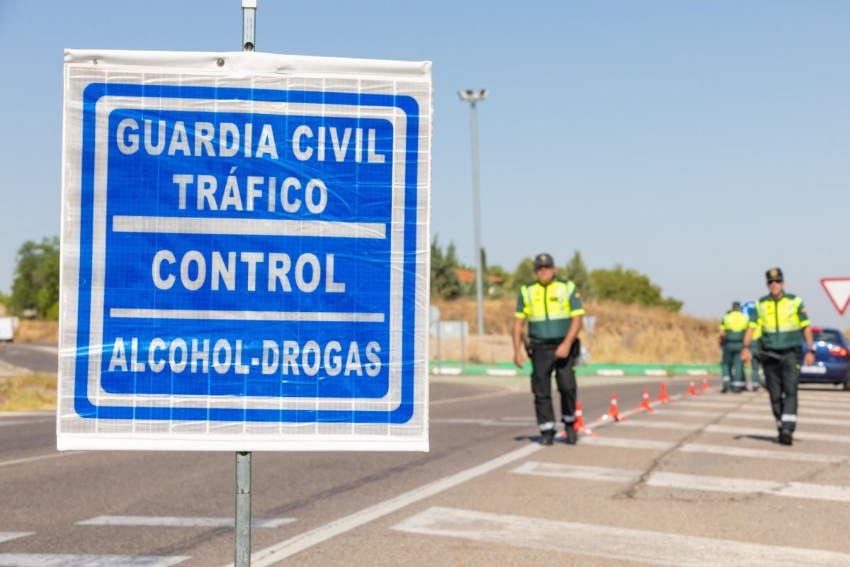 Los delitos por conducir sin carné superan por primera vez a los de alcohol y drogas