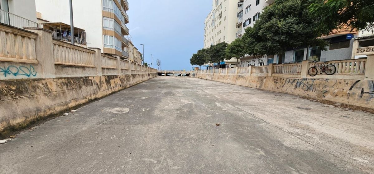 Llucmajor retira cerca de seis toneladas de residuos del torrent dels Jueus en s’Arenal
