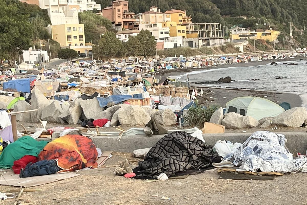 Nuevas peleas entre inmigrantes en Ceuta se saldan con dos apuñalados y dos detenidos
